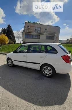 Универсал Skoda Fabia 2010 в Львове