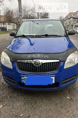 Хетчбек Skoda Fabia 2010 в Кам'янець-Подільському