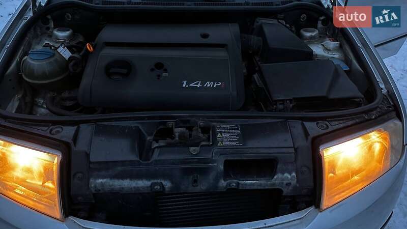 Універсал Skoda Fabia 2001 в Ямполі