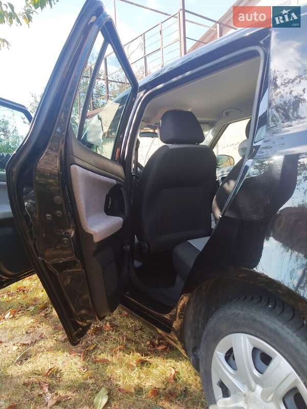 Хэтчбек Skoda Fabia 2011 в Сумах фото 8 Хэтчбек Skoda Fabia 2011 в Сумах