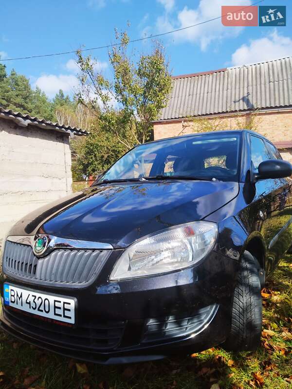 Skoda Fabia 2011 Skoda Fabia 2011