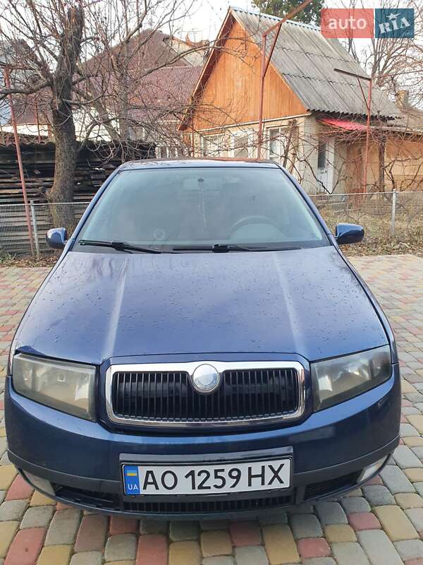 Хэтчбек Skoda Fabia 2000 в Ужгороде