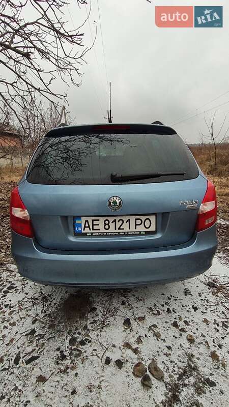 Універсал Skoda Fabia 2008 в Дніпрі