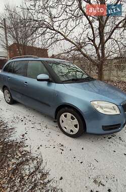 Універсал Skoda Fabia 2008 в Дніпрі