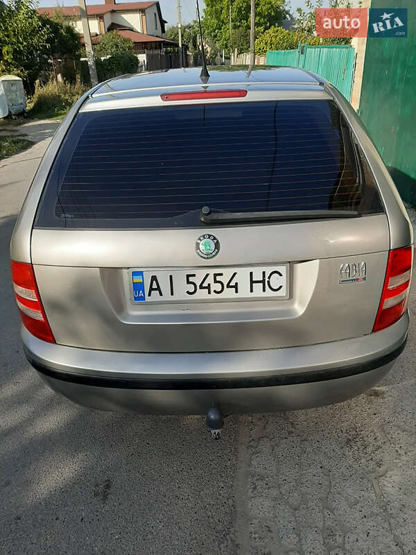 Универсал Skoda Fabia 2006 в Белой Церкви