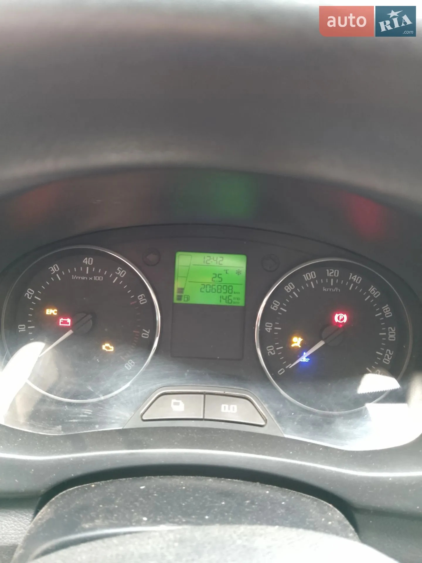 2011 Skoda Fabia - мініатюра 7