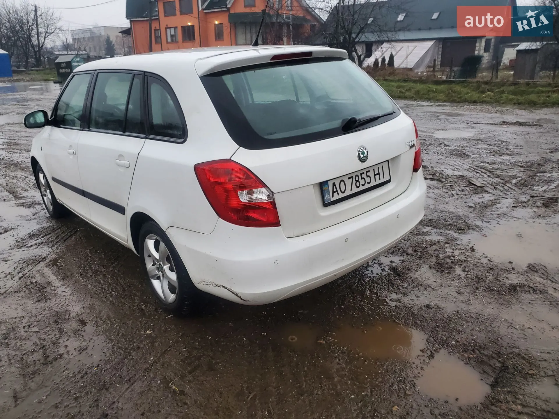 2010 Skoda Fabia - мініатюра 9