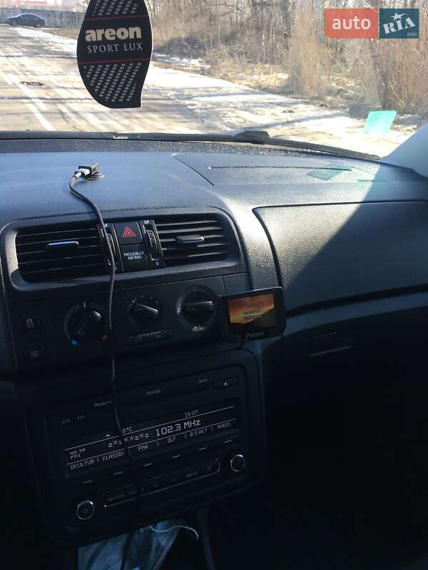 Универсал Skoda Fabia 2011 в Полтаве