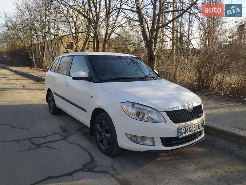 Универсал Skoda Fabia 2011 в 