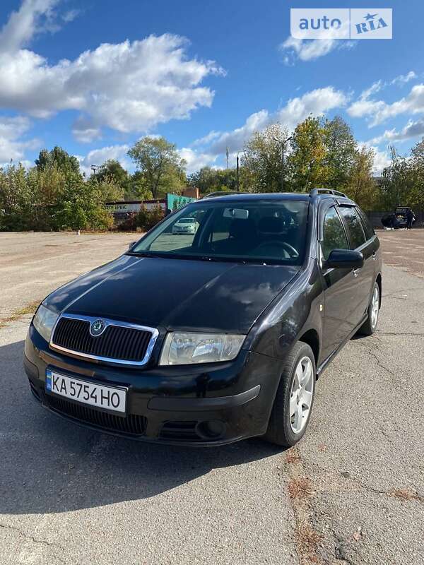 Универсал Skoda Fabia 2006 в Чернигове