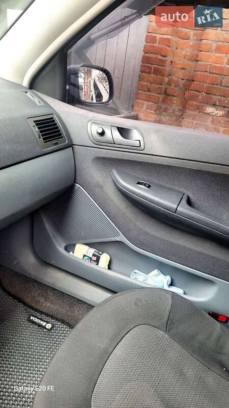 Універсал Skoda Fabia 2003 в Вінниці