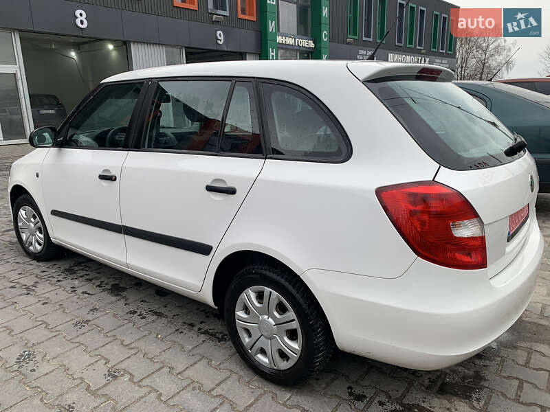 Универсал Skoda Fabia 2011 в Тернополе фото 5 Универсал Skoda Fabia 2011 в Тернополе