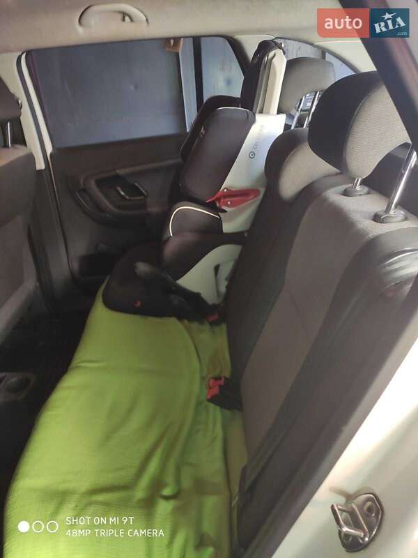 Універсал Skoda Fabia 2012 в Трускавці