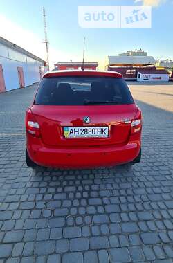 Хэтчбек Skoda Fabia 2010 в Львове