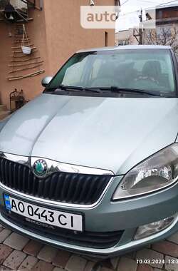 Хэтчбек Skoda Fabia 2011 в Ужгороде