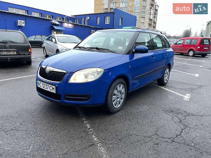 Універсал Skoda Fabia 2009 в Луцьку
