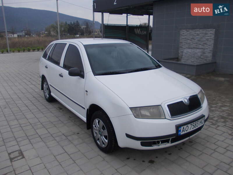 Універсал Skoda Fabia 2002 в Виноградові