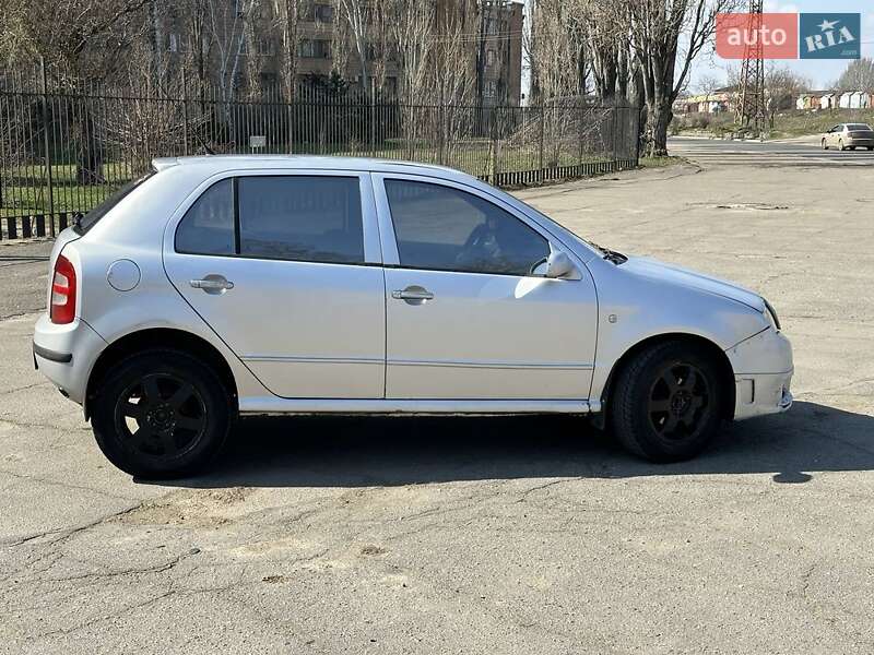 Хэтчбек Skoda Fabia 2001 в Николаеве