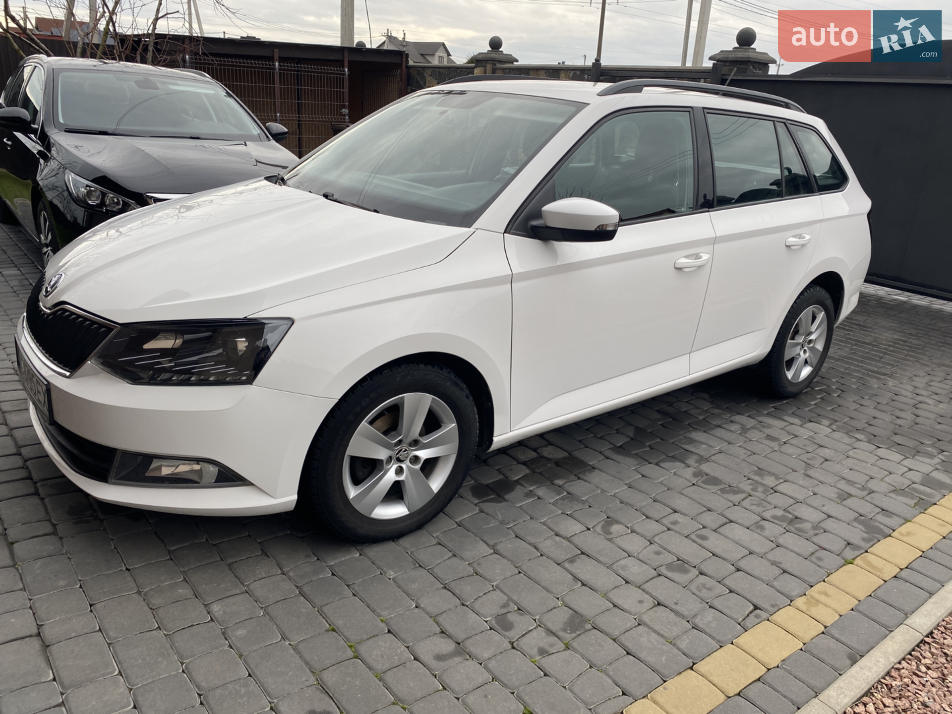 2016 Skoda Fabia - мініатюра 3