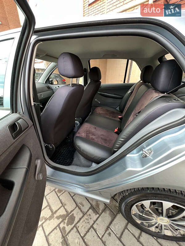 Хэтчбек Skoda Fabia 2002 в Хмельницком фото 10 Хэтчбек Skoda Fabia 2002 в Хмельницком