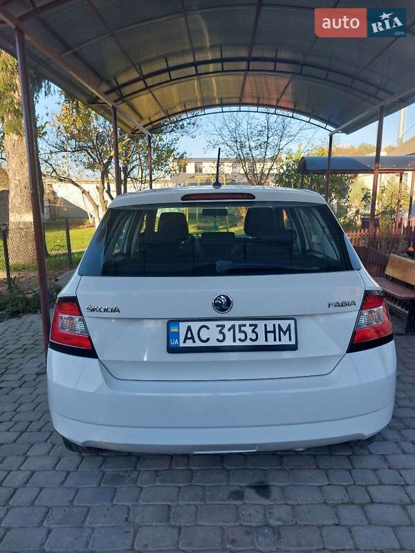 Универсал Skoda Fabia 2016 в Луцке