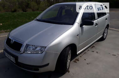 Хэтчбек Skoda Fabia 2000 в Долине