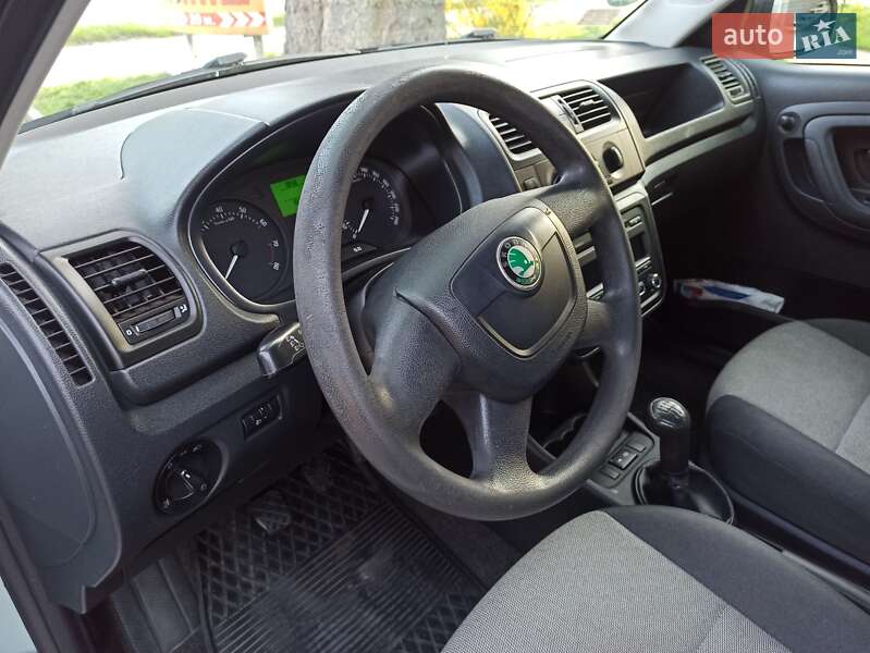 Універсал Skoda Fabia 2010 в Рівному