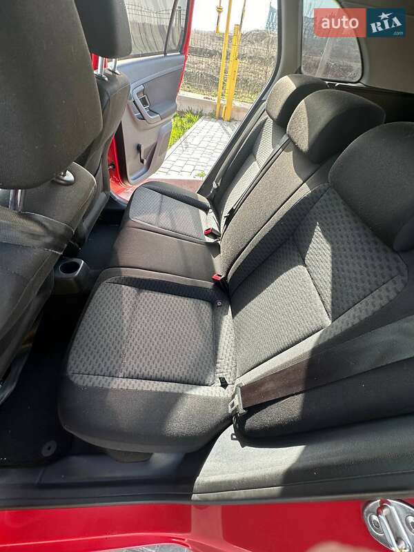 Універсал Skoda Fabia 2011 в Рівному