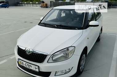 Універсал Skoda Fabia 2012 в Києві