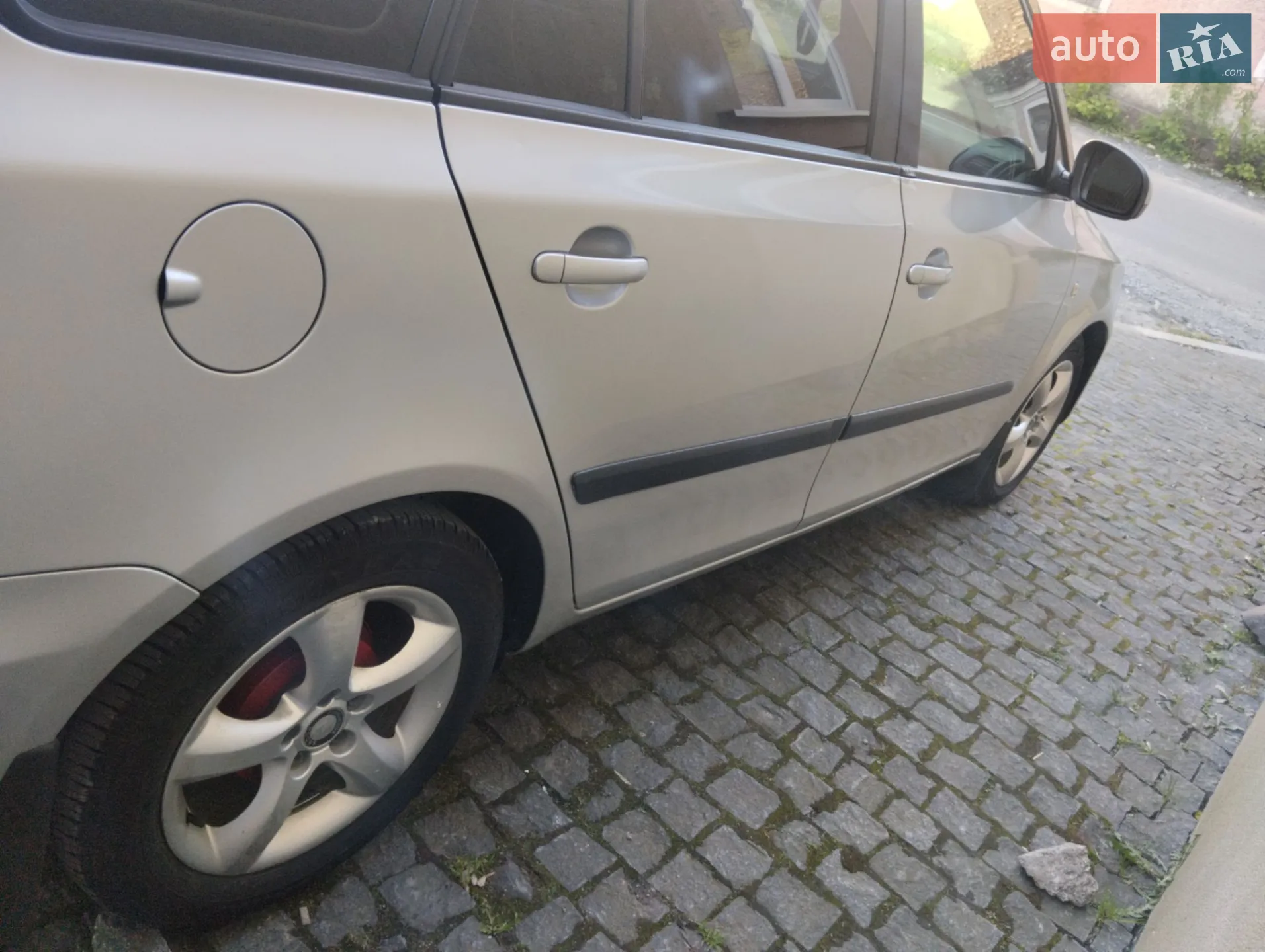 2011 Skoda Fabia - мініатюра 4