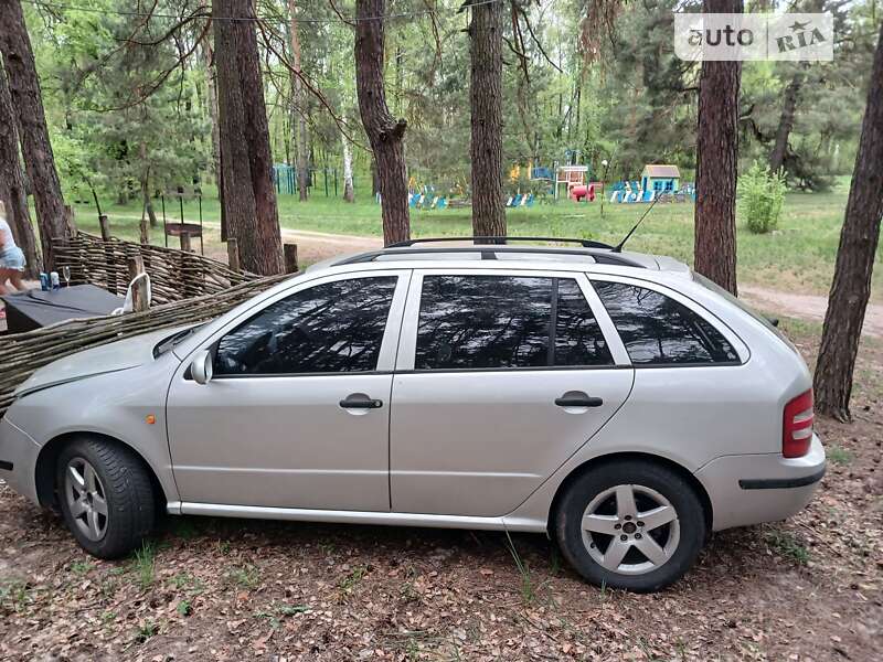 Универсал Skoda Fabia 2003 в Харькове