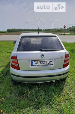 Хэтчбек Skoda Fabia 2005 в Звенигородке