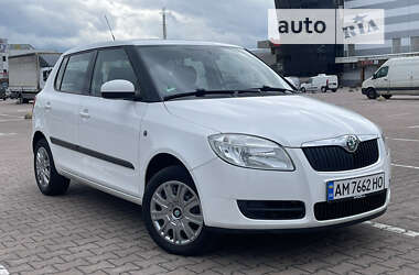 Хетчбек Skoda Fabia 2009 в Житомирі