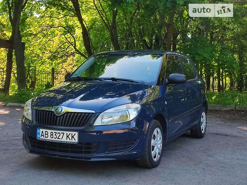 Хэтчбек Skoda Fabia 2011 в Виннице