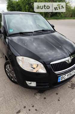 Хэтчбек Skoda Fabia 2008 в Стрые