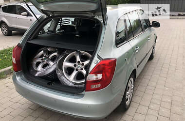 Универсал Skoda Fabia 2011 в Львове