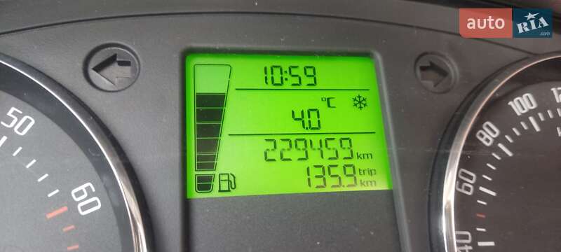 Універсал Skoda Fabia 2010 в Києві