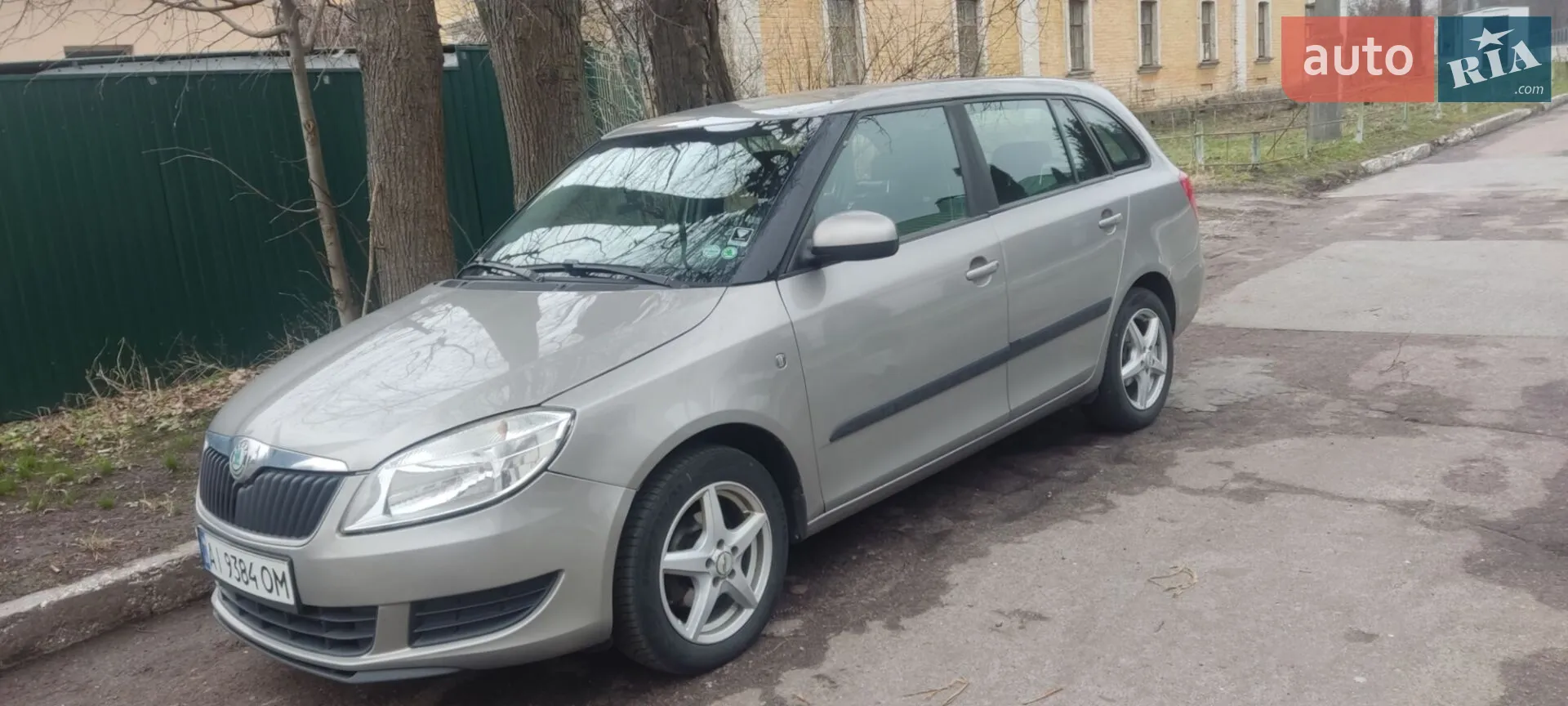 2010 Skoda Fabia - мініатюра 11