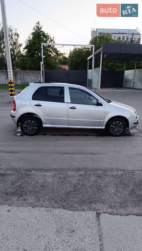 Хетчбек Skoda Fabia 2003 в Харкові