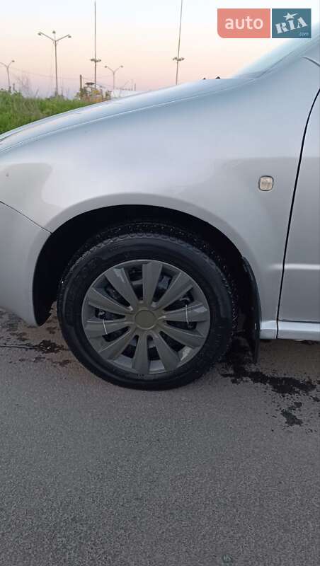 Хетчбек Skoda Fabia 2003 в Харкові