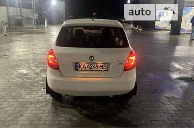 Хетчбек Skoda Fabia 2011 в Києві