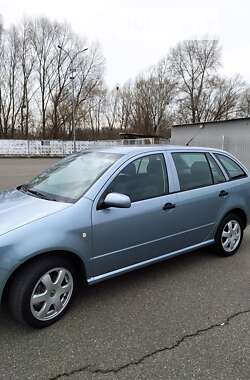 Универсал Skoda Fabia 2003 в Киеве