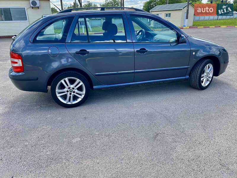 Універсал Skoda Fabia 2007 в Вінниці