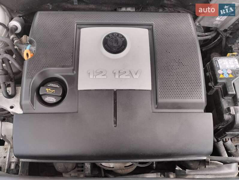 Хэтчбек Skoda Fabia 2006 в Каменец-Подольском фото 25 Хэтчбек Skoda Fabia 2006 в Каменец-Подольском