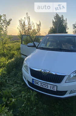 Универсал Skoda Fabia 2012 в Ровно