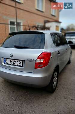 Хэтчбек Skoda Fabia 2012 в Полтаве