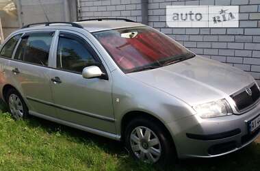 Универсал Skoda Fabia 2005 в Чернигове