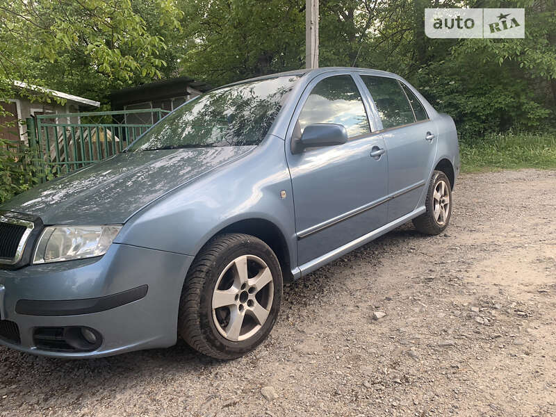 Седан Skoda Fabia 2007 в Тернополе