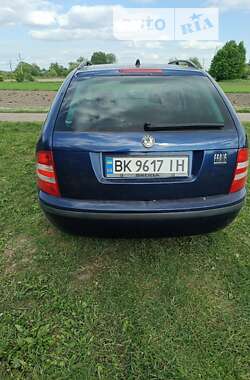 Универсал Skoda Fabia 2006 в Ровно