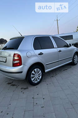 Хэтчбек Skoda Fabia 2002 в Тернополе